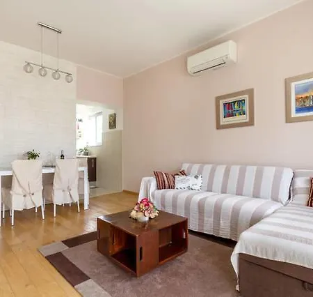 Apartman Seaside Etta