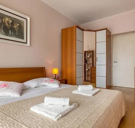 Appartement Apartman Seaside Etta *